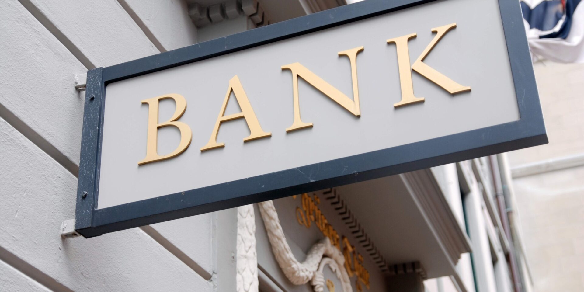 How to Find the Best Bank for Small Business Owners