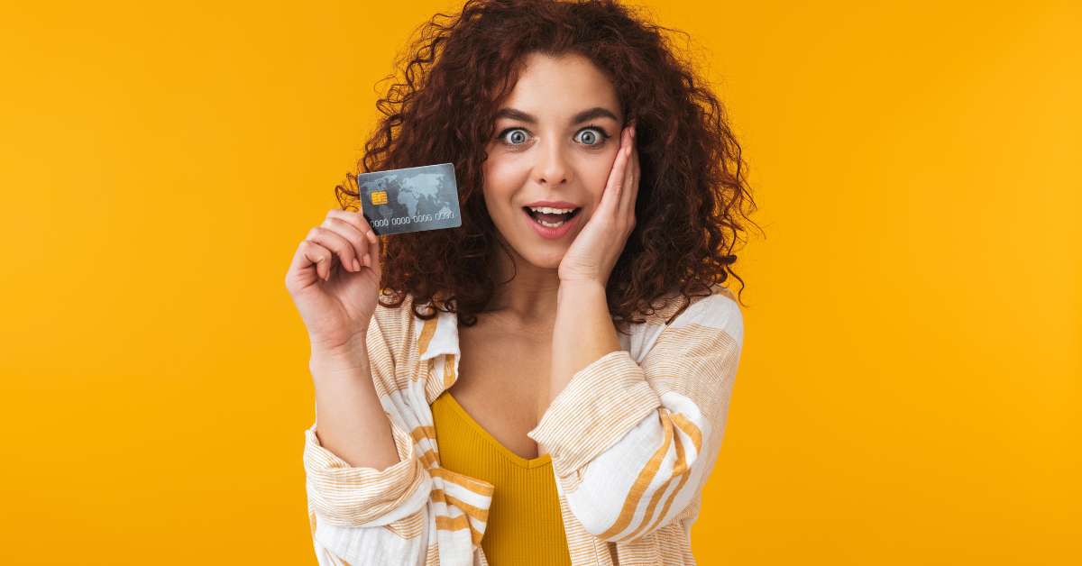 Choosing Wisely: Business Credit Card vs Debit Card