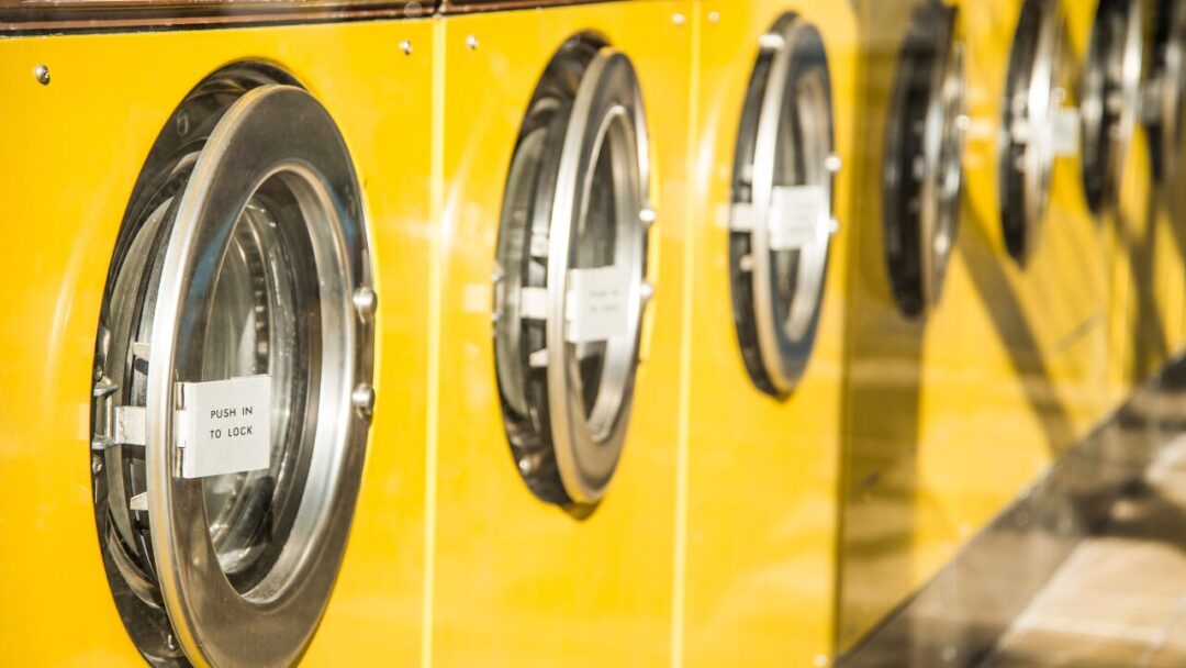 How to Start a Laundromat Business with No Money