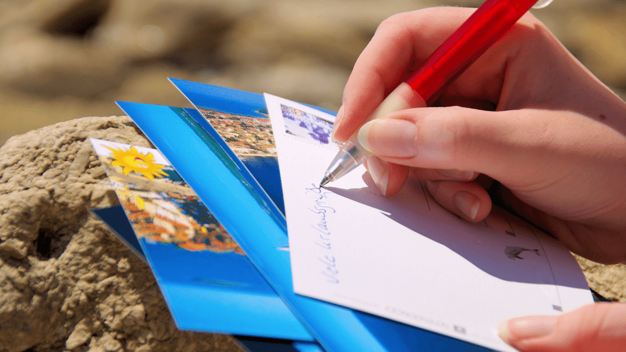 Benefits of Direct Mail Postcards