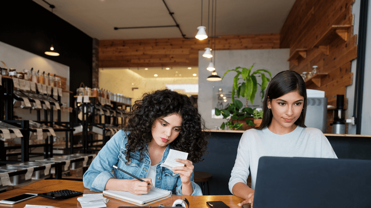 How to Transition from Manual to Digital Bookkeeping: doola’s Guide for Entrepreneurs in 2025