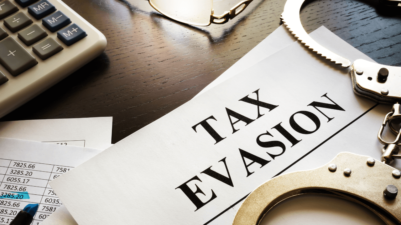 When Can the US Government Revoke Your Passport for Tax Evasion