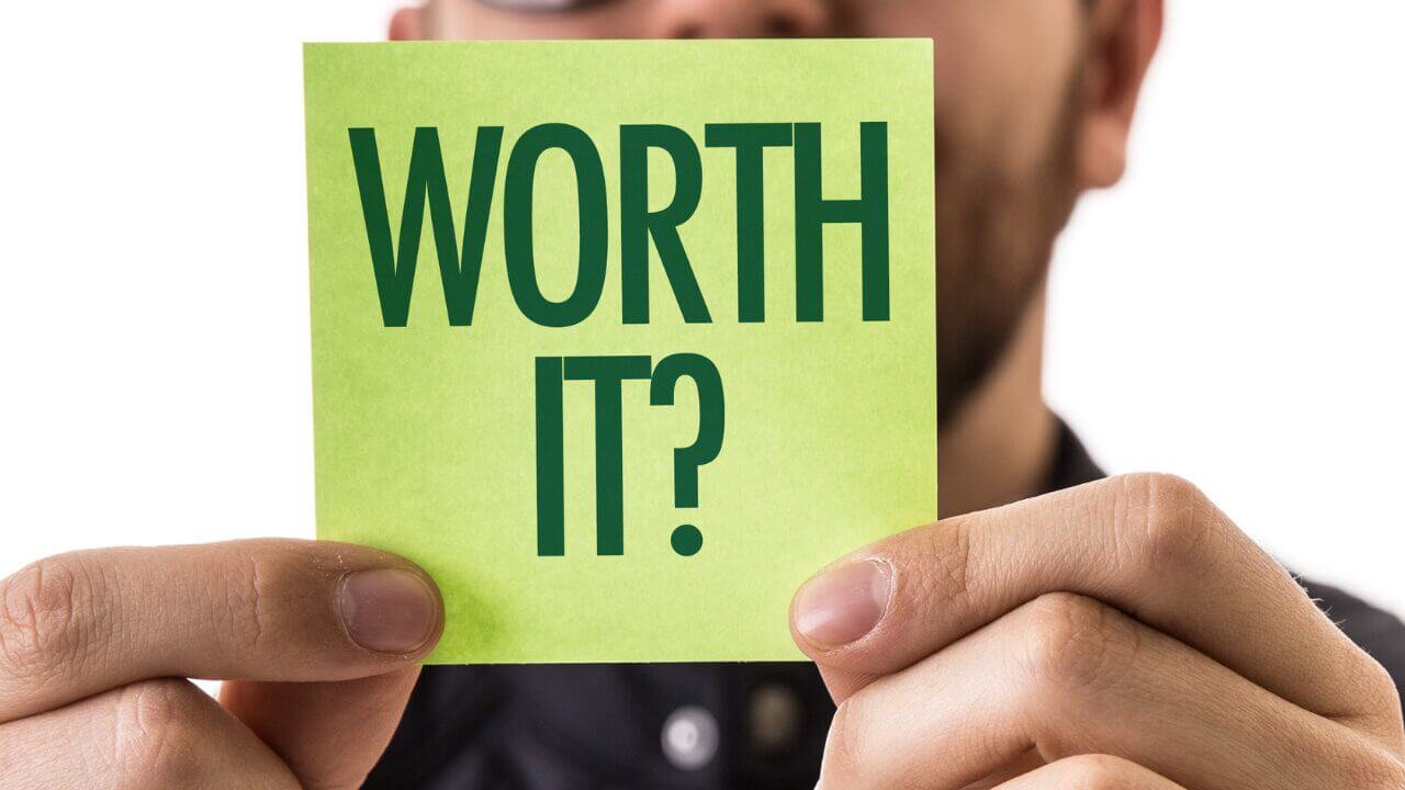 How to Evaluate the Worth of an Ecommerce Business in 2025
