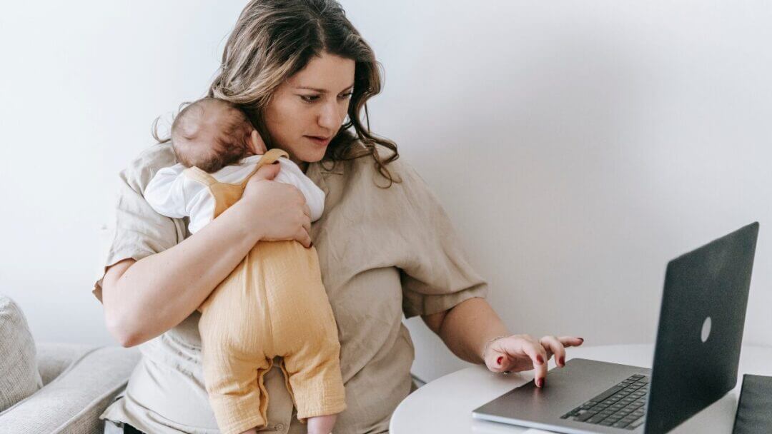 E-Commerce Business Ideas for Stay-at-Home Parents